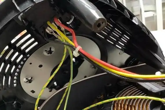 美的电饭煲拆解