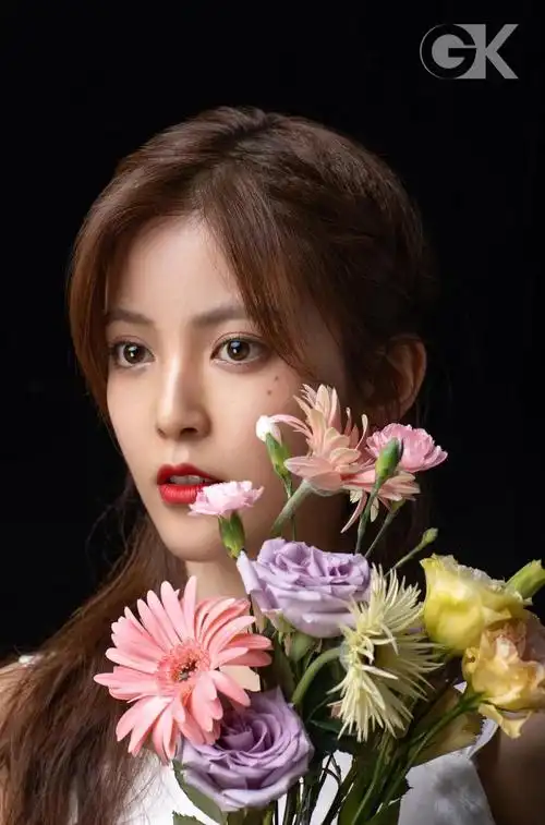 gk 成都 x 朱丹妮 | 明朗少女 如花绚烂_角色