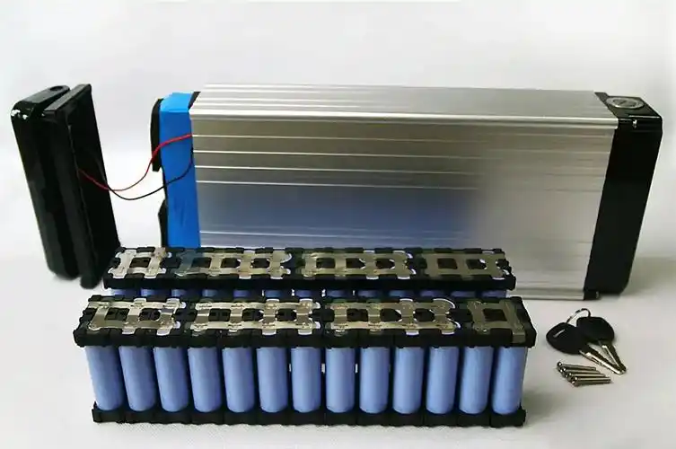 锂电池和铅酸电池哪个好?- 解忧常识网