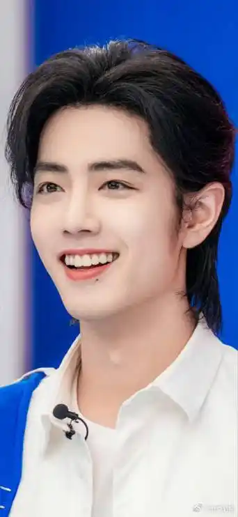 肖战的微笑是治愈系微笑