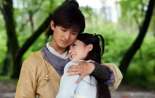 杨旭文李一桐公开恋情 杨旭文真人到底有多帅呀