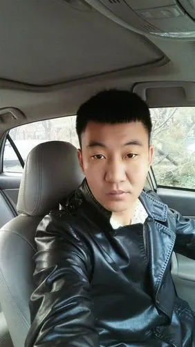 帅男秀场东子37岁摩羯座医药代表