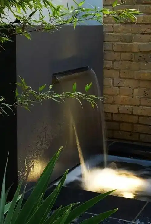 有规律2 适合现代院落的水景也能散发生机,让空间灵动起来即使是一处