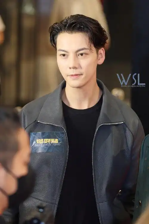 陈伟霆超话@william威廉陈伟霆#陈伟霆电影爆裂点#電影《爆裂點》香港