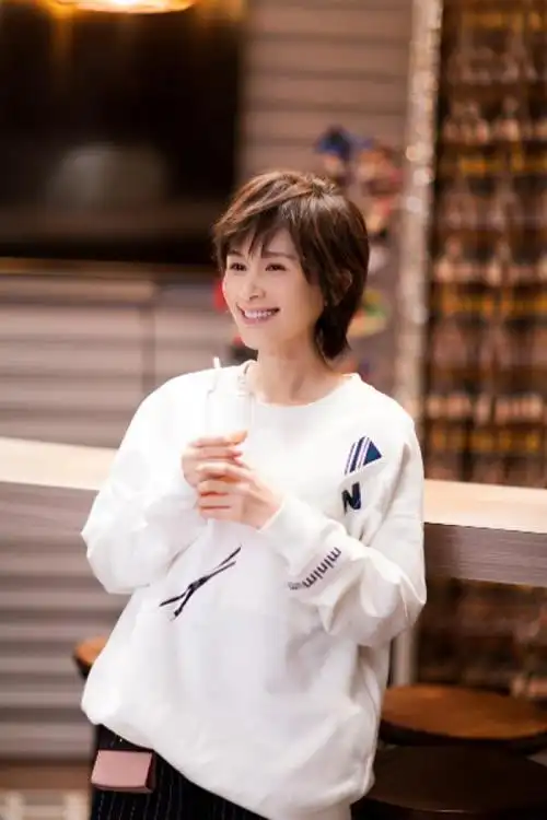 《欢乐颂2》热播 王子文为"曲妖精"代言