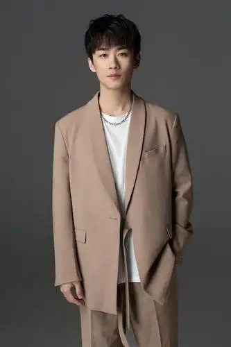 不求人慧眼识珠!又发掘一位战神主播,他是k1夺冠的关键人物!_腾讯新闻