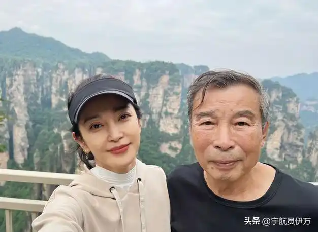 从24岁开始男人不断,半百了还没玩够,"人间尤物"李冰冰现形记|任泉