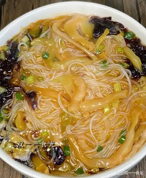汤底鲜美又舒服!榨菜粉丝汤简单,好吃!