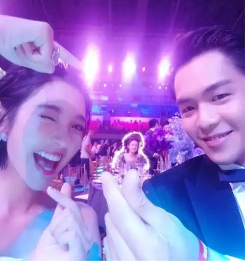 结婚5年再看张若昀唐艺昕的处境,才发现,当年的"追尾"没有错