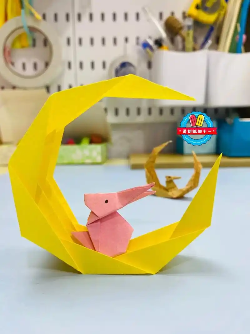 去年超火97的海上月亮兔折纸,全网都在找的教程 - 抖音