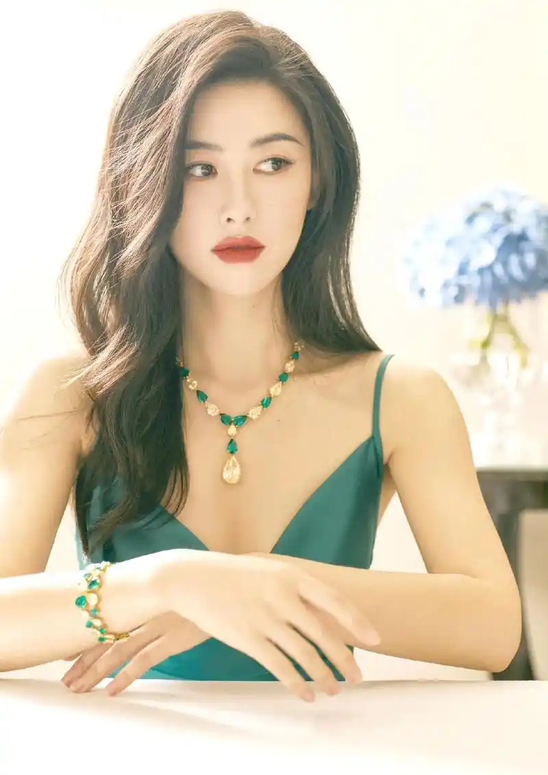 像朱珠一样的独立女性,活得真是太爽了!