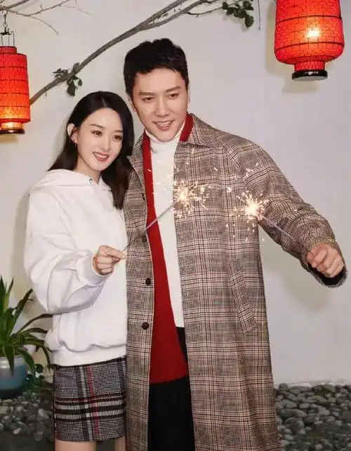 倪妮赵丽颖接连沦陷事实证明冯绍峰才是真正的人间清醒