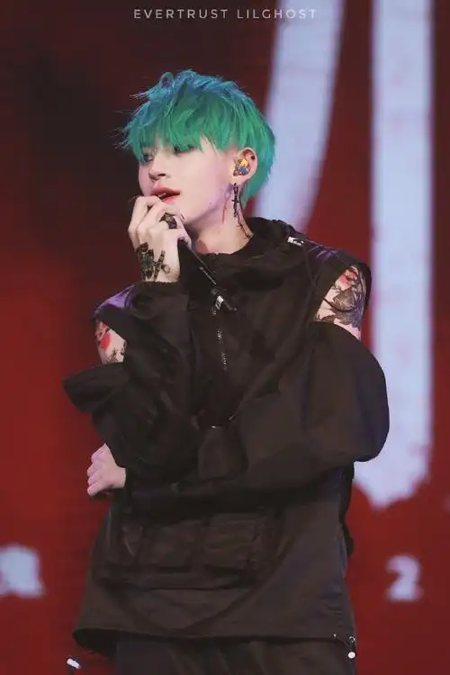 小鬼王琳凯[超话]