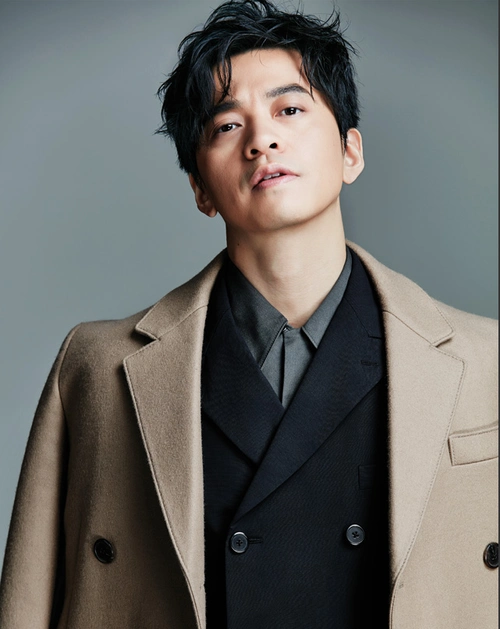 p>李健,1974年9月23日出生于黑龙江省哈尔滨市,中国内地流行乐男歌手