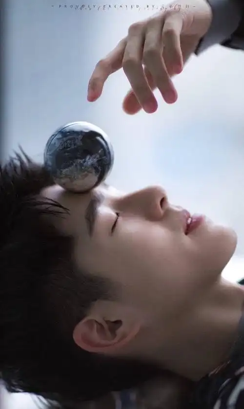 刘昊然侧颜生图真的可