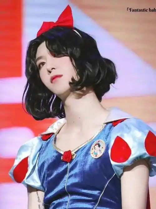 范丞丞范丞丞白雪公主的仿妆惊艳到了多少人,他女装有他姐姐那味了