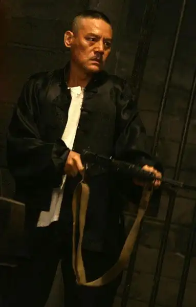 巍子出演"狼性男人" 《铁梨花》海量剧照曝光