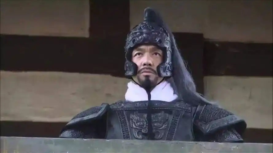 邢佳栋自己也认为"白起"在封神之前首先是个"人",他对于战局,对于