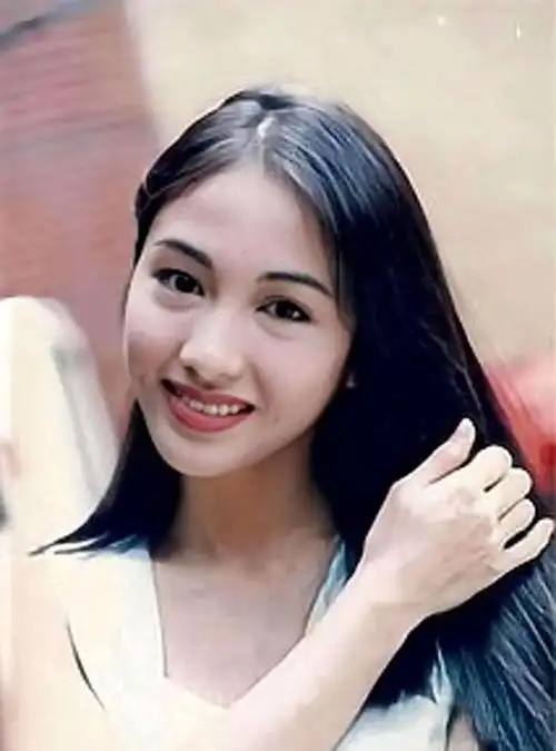 黎姿年轻时候照片清纯甜美,风华永驻