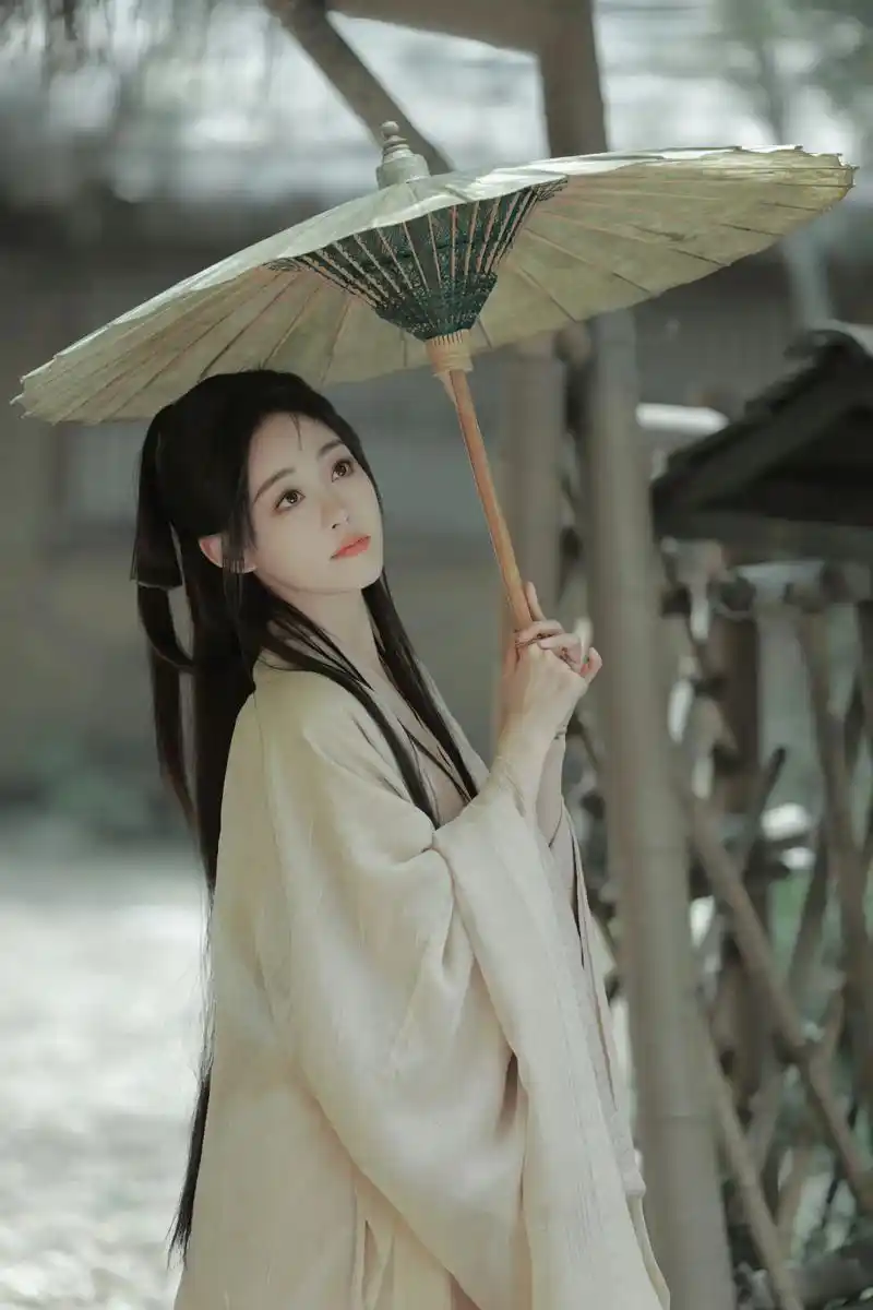 祝绪丹古装壁纸,这两个造型很漂亮