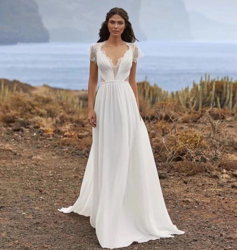 公司6年西唐恋人品牌相似2021新款蕾丝婚纱修身鱼尾后背v领小摆礼服