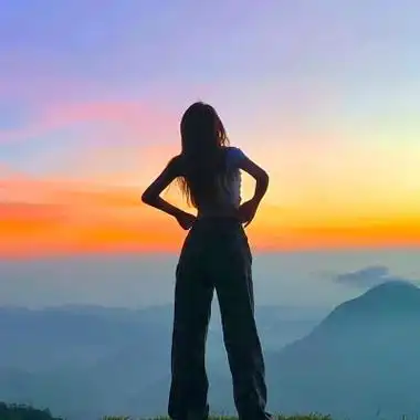 头像女简单干净气质背影