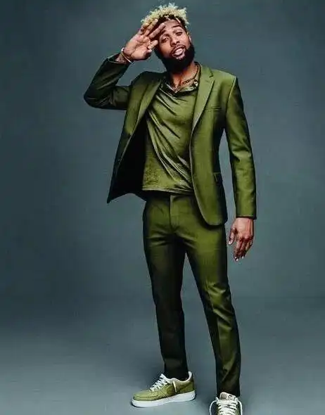 型男秋季首选,年度超火的墨绿色系5种穿搭提案