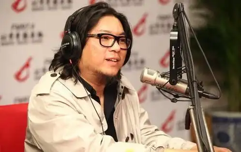 当年让高晓松写下同桌的你的女同桌有多美看了照片被惊艳到