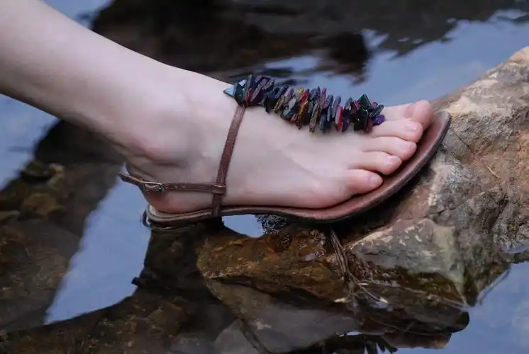 喜欢光脚丫的夏天