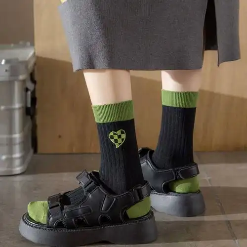 袜条纹纯棉韩国ins潮流个性长袜外穿3双袜子女中筒袜春秋搭配凉鞋