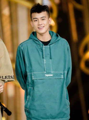 欧豪黑色短发最酷?那是你没见过他白发的样子,重新认识一下他吧