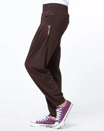 黑咖啡色针织长裤