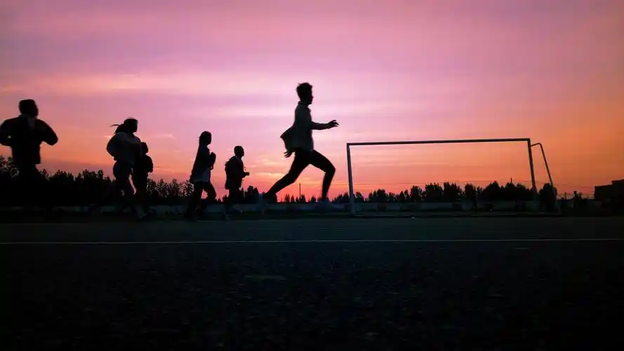 多彩校园生活 放飞青春梦想