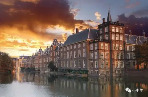 换背景,通过ps给普通建筑图片加上金色霞光(4)