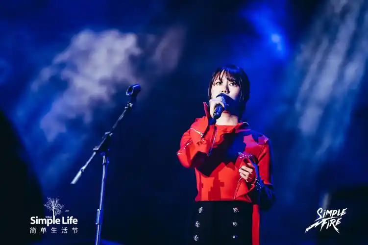 谢春花音乐节现场频圈粉 精心呈现最佳live舞台