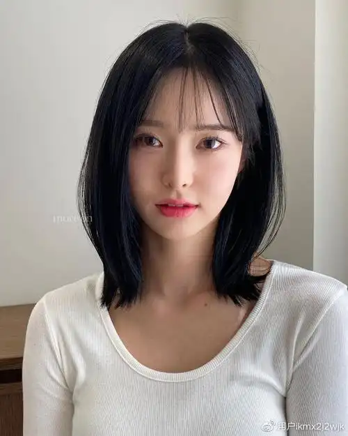 最受欢迎的4种女士发型,好看时尚不落伍,喜欢别错过|发型|长发|锁骨