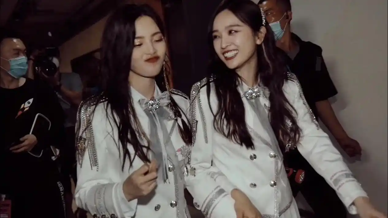 宣花 #吴宣仪 #杨超越 - 抖音