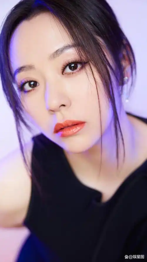 时尚潮流的张靓颖