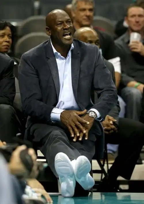 也是著名的时间管理者迈克尔乔丹总价破百万的五款表款收藏揭晓