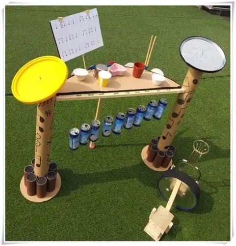 尤其是对儿童的左,右脑的开发和训练起到了其它乐器所不能替代的作用