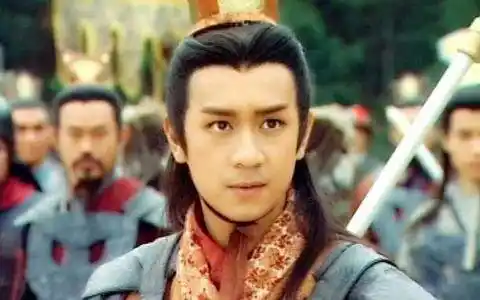 封神榜中的琵琶精靠丑角成名,戏里戏外都被敌对的杨戬"修了"