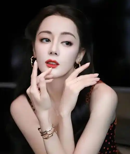 娱乐圈八卦欧阳娜娜汪小菲大s范丞丞迪丽热巴贾玲关晓彤