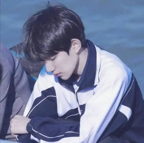 tfboys头像背景图白驹相伴朝暮不变