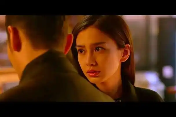 黄晓明杨幂何以笙箫默生日礼物,黄晓明拍戏被泼泡面