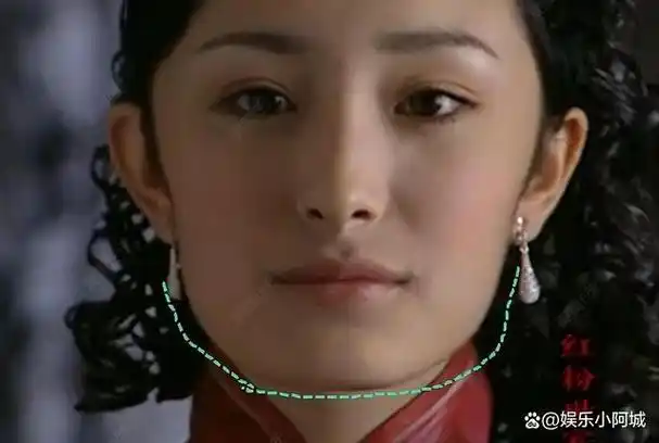 轮到38岁杨幂"翻车"了?杨幂新剧开播,磨皮滤镜遮不住老态!