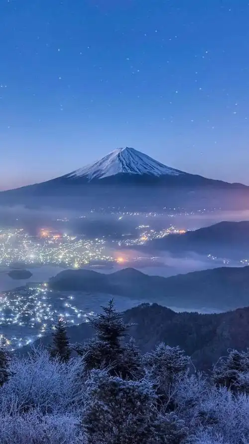 富士山 - cr:未知风景壁纸/湖光山色/夜景摄影/小清新/天空晚霞/横屏
