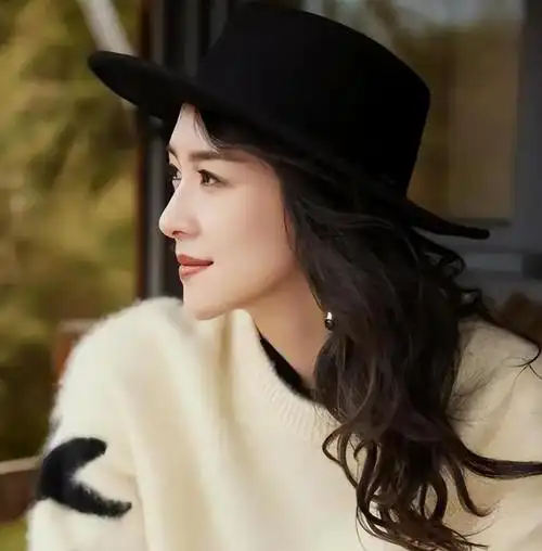 章子怡与汪峰离婚不到一年,官宣喜讯:恭喜自己,终于等到这一天