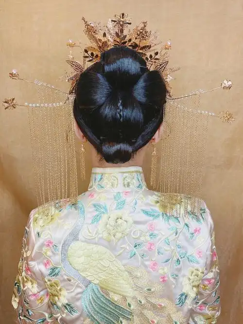 新中式秀禾造型