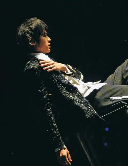 周杰伦2004无与伦比演唱会