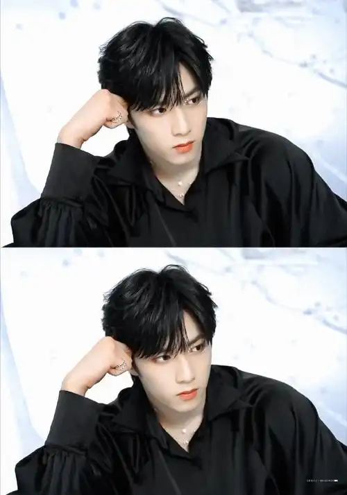 刘耀文侧颜三宫格随拍